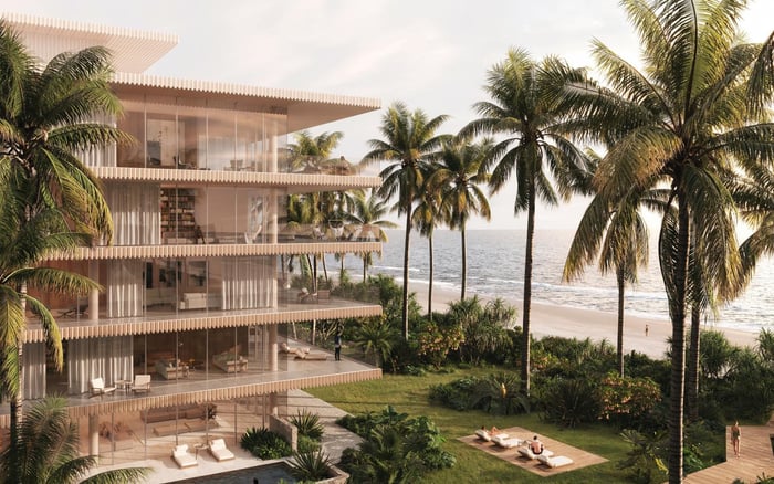 How HOA Fees and Service Staffing Can Affect Carrying Costs, Privacy, and Lifestyle Fit in Palm Beach