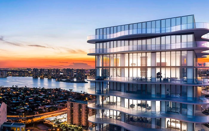 Waterfront Living at Regalia Sunny Isles Beach: Insurance, Wind Exposure, and Building Standards Buyers Should Review