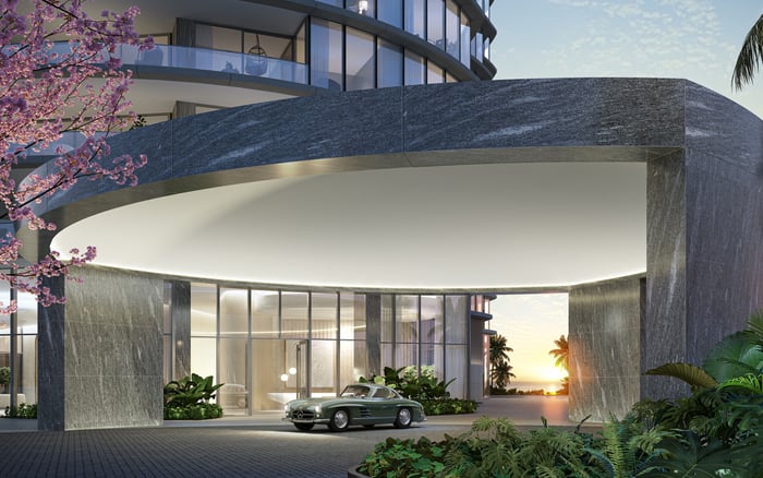 Closing and Ownership at Rivage Bal Harbour: How Formula 1, Art Week, and Boat-Show Calendars Affect Arrival Planning and Privacy
