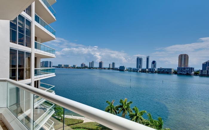 How philanthropic couples should pressure-test South of Fifth before buying a luxury residence