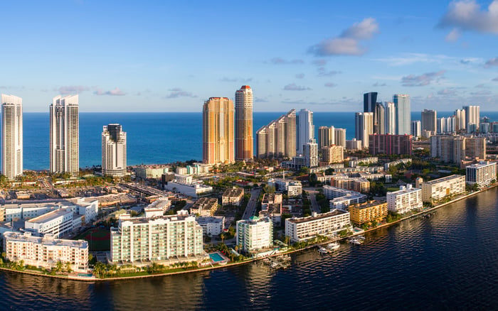 Why buyers leaving large waterfront homes should understand insurance deductibles before signing in South Florida