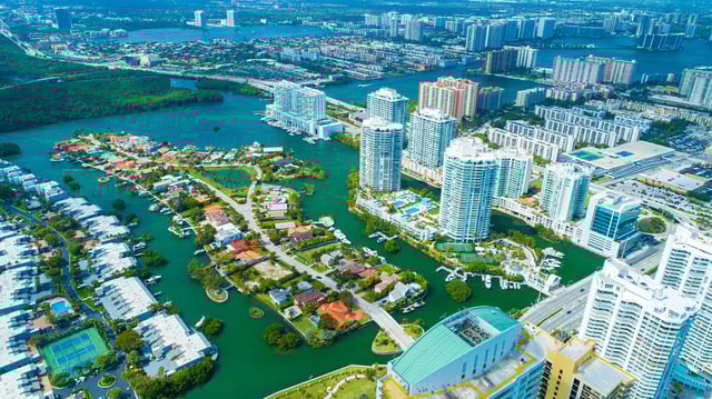 Investor vs. End-User: How Goals Differ When Shopping for Luxury Real Estate in Miami