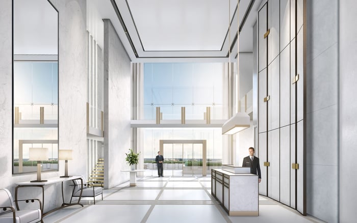 Why South Florida’s Winter Social Season Matters to Buyers Who Prioritize Private Dining Access and Residential Privacy
