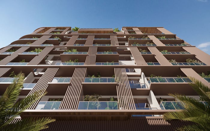 The Lincoln Coconut Grove: The Quiet Luxury Case for Construction-Neighbor Risk