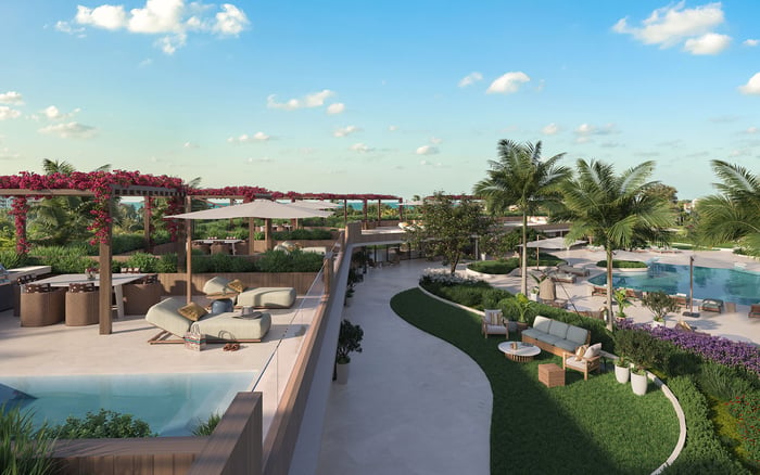 Planning a Purchase at The Residences at Six Fisher Island: How to Separate Included Amenities from Pay-per-Use Services