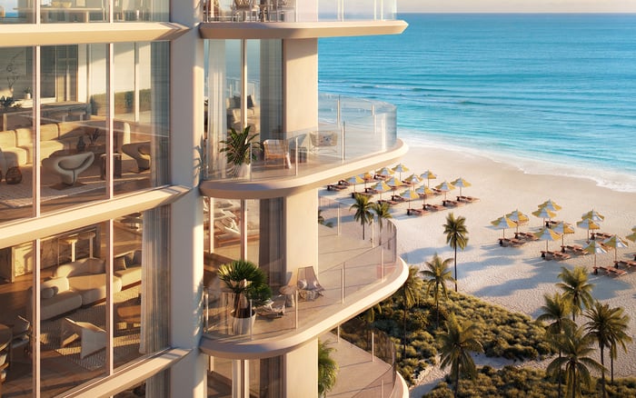 Ritz-Carlton Residences vs Continuum in South Beach: Amenities & wellness