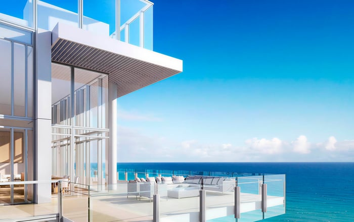 Buenos Aires to Surfside: what buyers should know about charitable calendars and Florida residency
