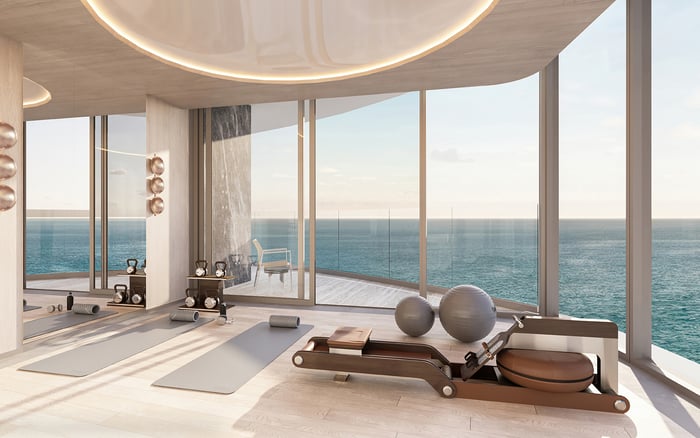 A Practical Buyer’s Guide to Rivage Bal Harbour: What Wellness Programming and Medical Services Are Included and Which Carry Separate Charges