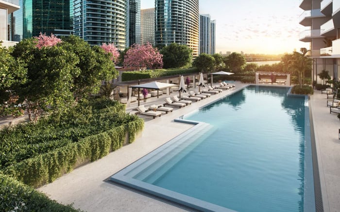 Casa Bella by B&B Italia Downtown Miami, Waldorf Astoria Residences Downtown Miami, and Viceroy Brickell: A 2026 Due-Diligence Lens on Penthouse Scale, Roof Rights, and Wind-Protected Outdoor Rooms