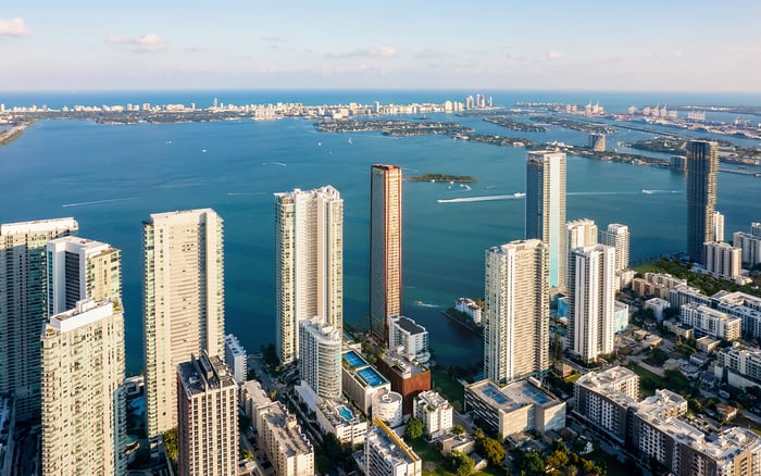 For Buyers Considering Villa Miami: How Escrow-Release Conditions Affect Deposit Protection During Construction