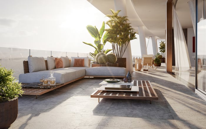 What to ask about punch-list strategy before buying luxury real estate in Grove Isle