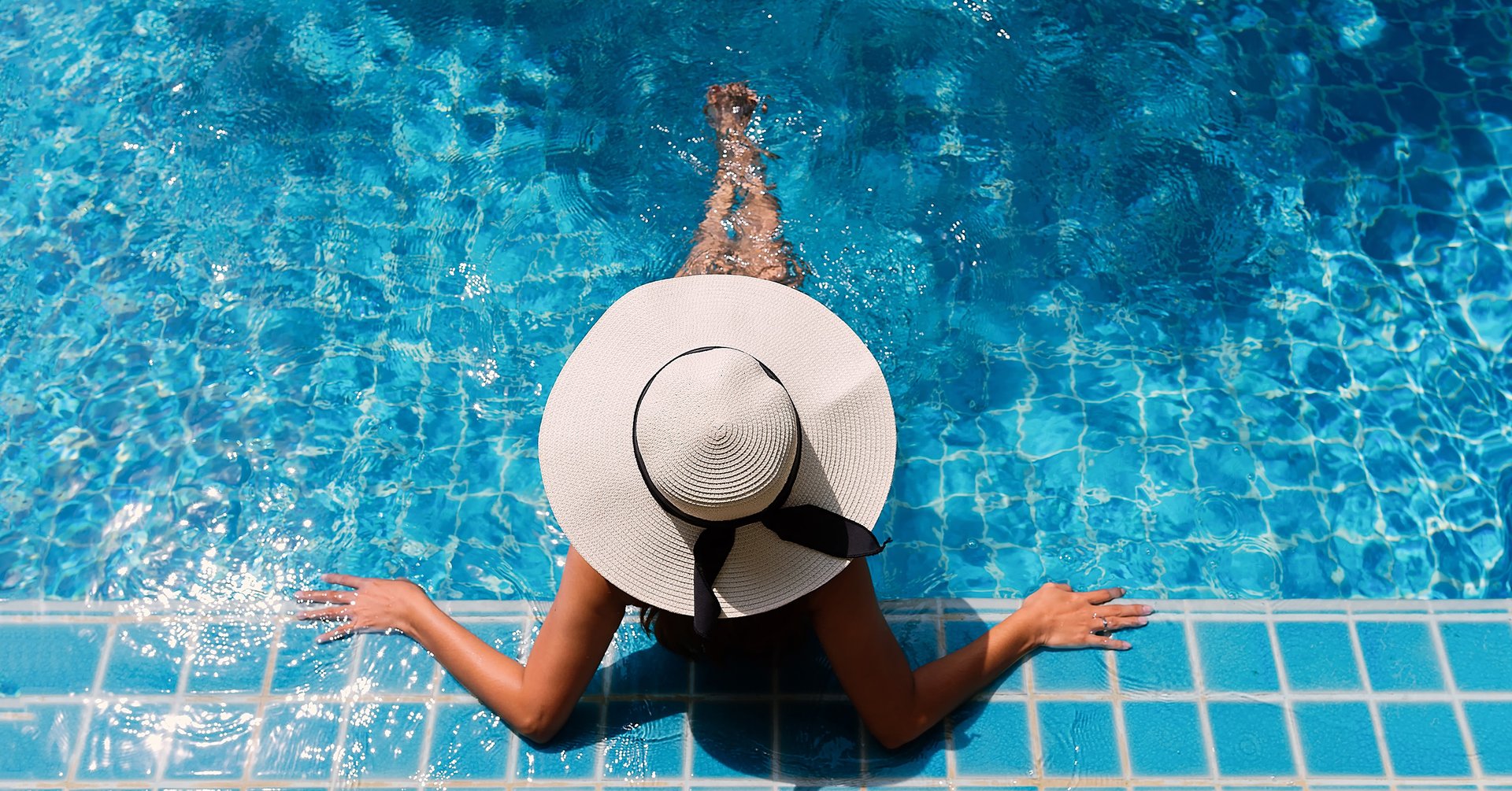 Admire Gold Coast views from the tailored poolside cabanas while enjoying a refreshing swim in the rooftop pool.