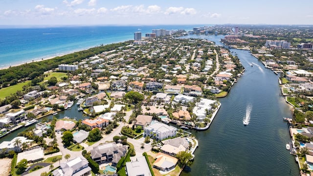 Boca Raton: Where Country Club Living Meets Upscale Condo Luxury