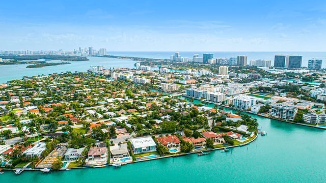 Estate-Planning Questions Around Alma Bay Harbor Islands: Titling, Homestead, and Family Use in Florida