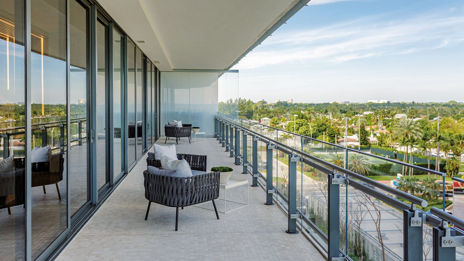 Pet Policies at Eighty Seven Park Surfside: What Seasonal Owners and Family Buyers Should Review