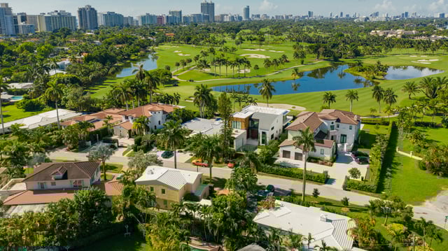 Defining Ultra-Luxury: What Makes a Miami Property ‘Ultra-Luxury’ in 2026?