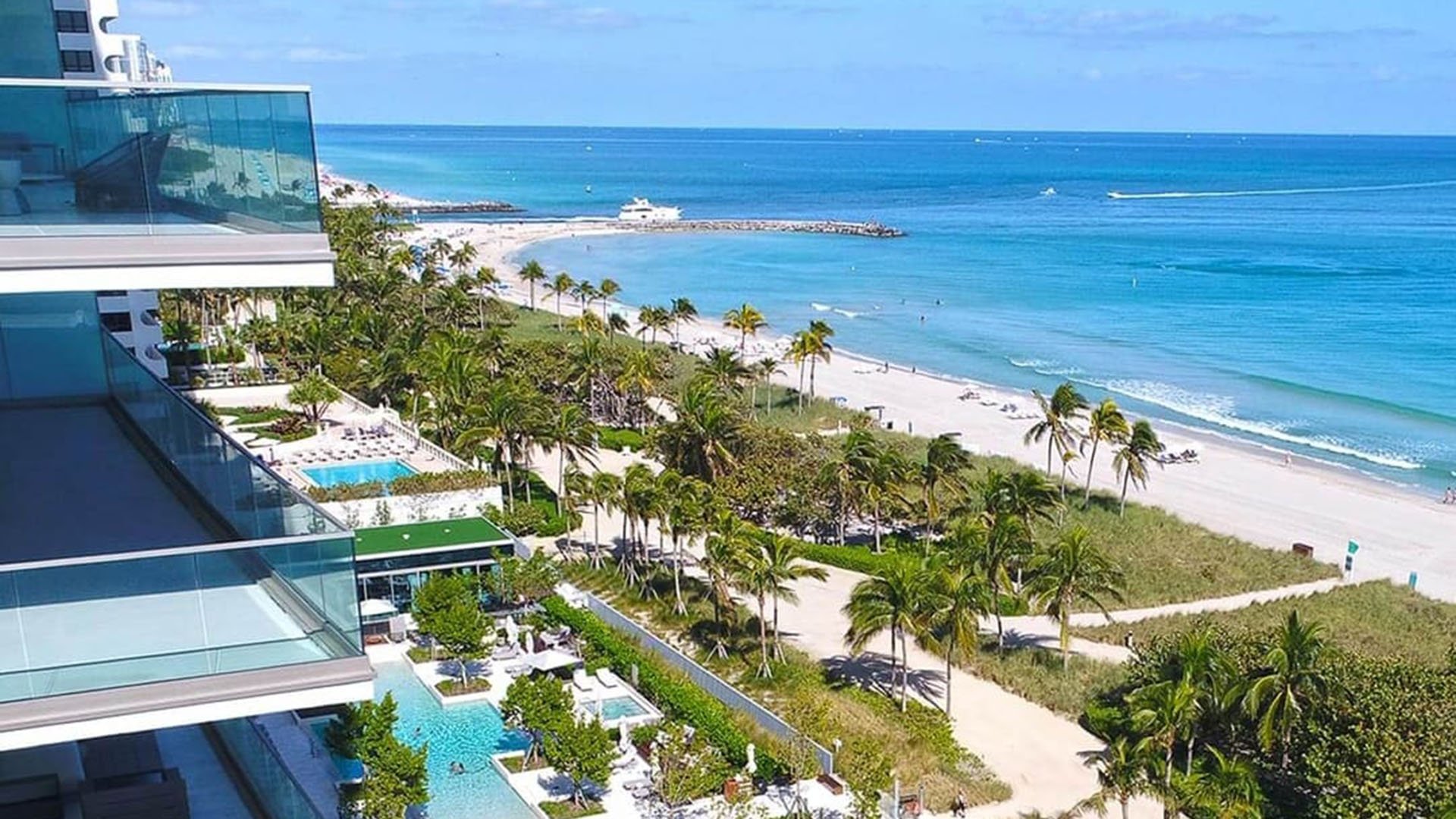 Evaluating Walkability to Luxury Retail Corridors: Oceana Bal Harbour vs. The Ritz-Carlton Residences Miami Beach