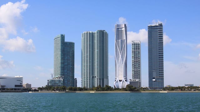 Greenwich to Miami Beach: how to choose a South Florida home around privacy from neighboring towers
