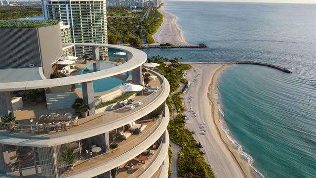 Bal Harbour vs. Sunny Isles Beach: Two North Miami Oceanfront Markets, Two Very Different Luxury Plays
