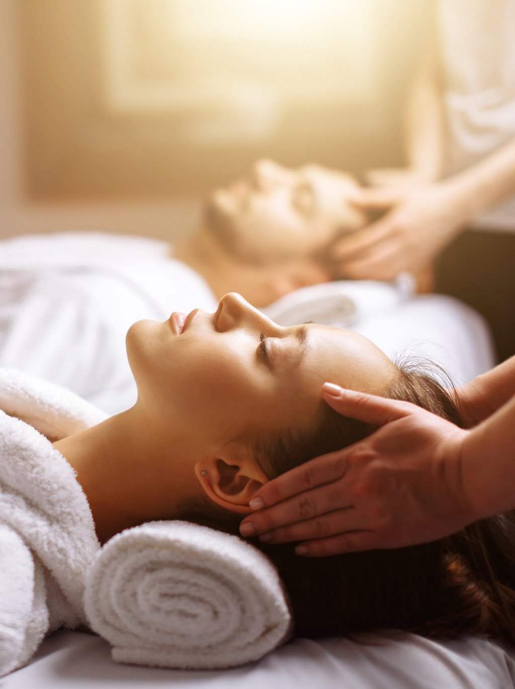 A dedicated wellness experience spans a state-of-the-art fitness center, full spa and recovery zones, and a lap pool paired with a cold plunge. Infrared and steam saunas and outdoor training areas extend the ritual from indoors to open air, across both towers.