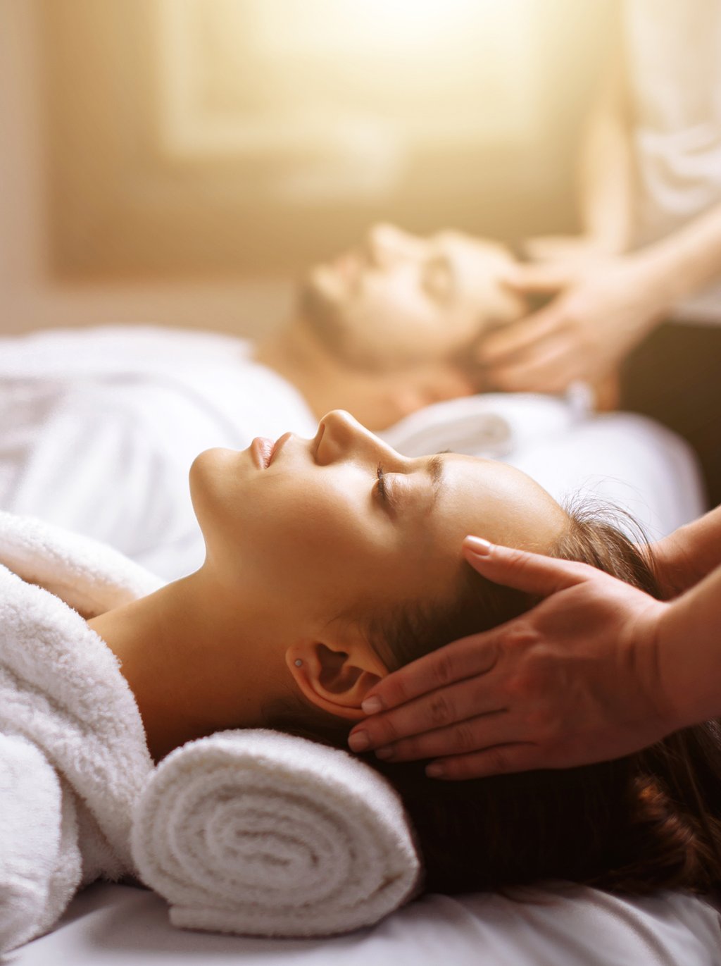 Residents can prioritize their health and wellness without leaving the comfort of Avenia, thanks to a state-of-the-art fitness center complete with a dedicated Pilates and yoga studio, and a rejuvenating spa.