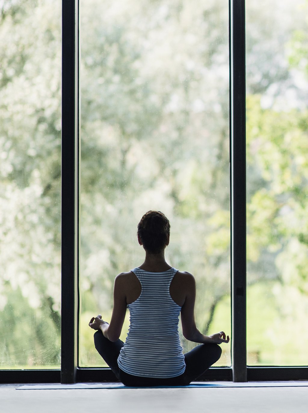 Wellness is woven throughout the experience, from a state-of-the-art fitness center and yoga lawn to steam and sauna rooms, massage treatment space, hot and cold plunges, and two pickleball courts that bring a lively, club-like dimension to daily wellness routines.